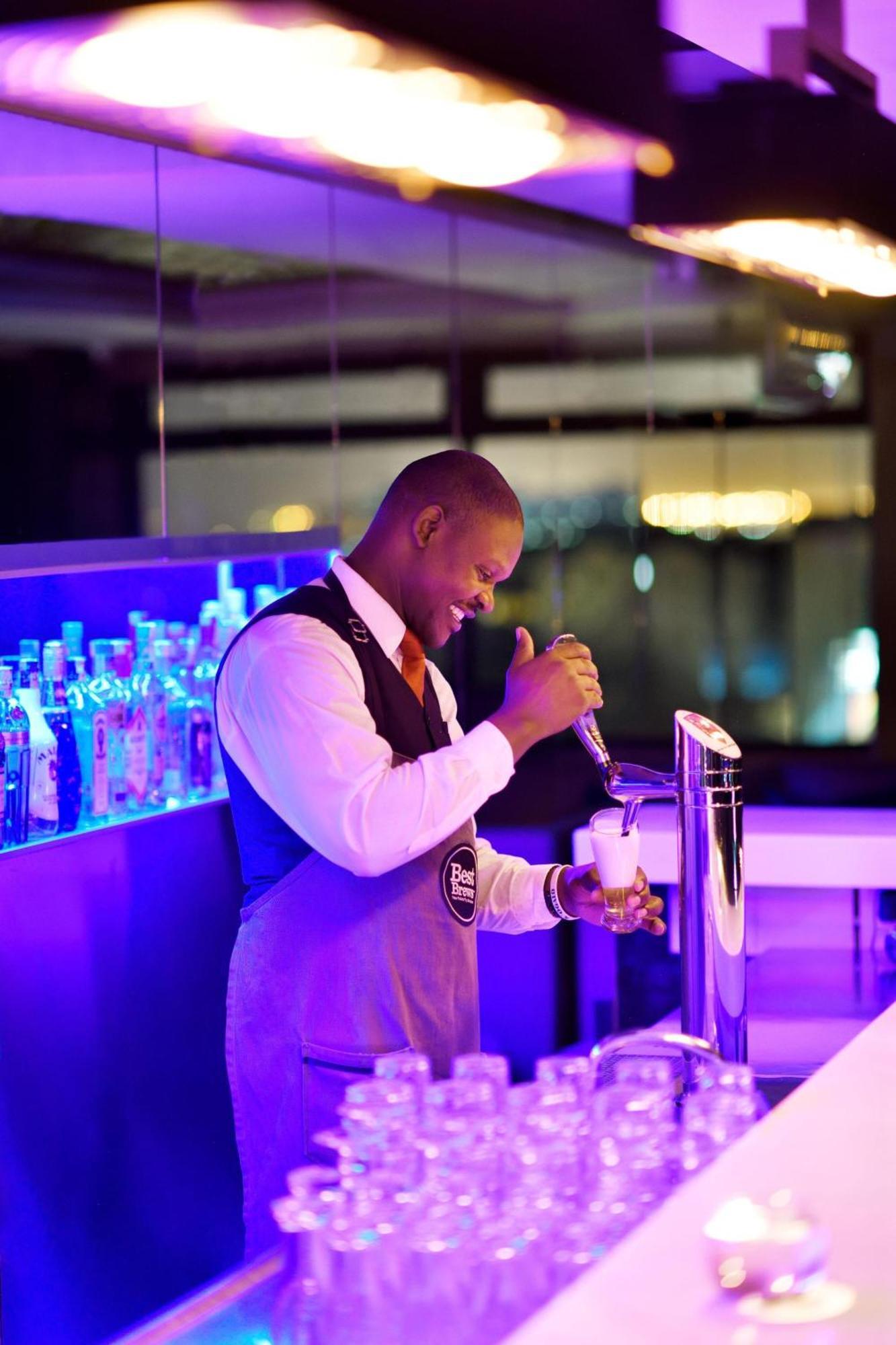 Four Points By Sheraton Nairobi Hurlingham מראה חיצוני תמונה